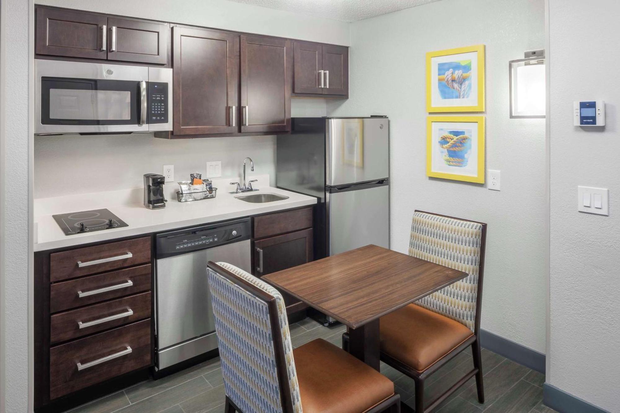 Hampton Inn & Suites Miami-Doral Dolphin Mall Sweetwater Exterior photo